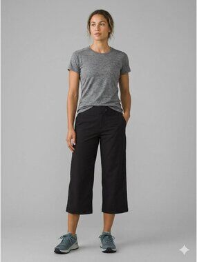 Patagonia Black Cropped Womens Pants Lightweight Polyester Size 10